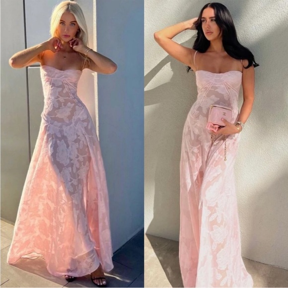 House of Cb 'Seren' Soft Pink Floral Lace Back Maxi Dress NWT - Picture 3 of 13
